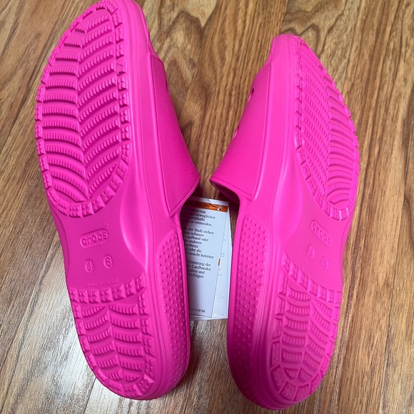 Nicki Minaj Style Bright Pink Crocs Sandals New with Tag! - Picture 5 of 6